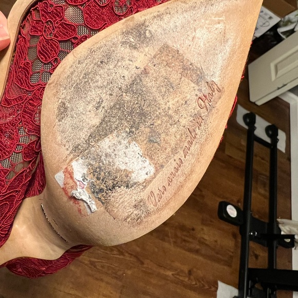 SOLD Dolce&Gabbana red lace heels - Picture 6 of 6